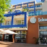 Selena ホテル ソゾポル